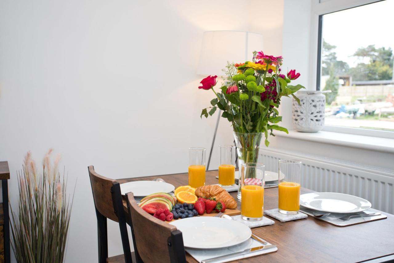The Bearded Goat Den - A Rural Retreat At This Modern Holiday Cottage Saint Leonards Exterior photo