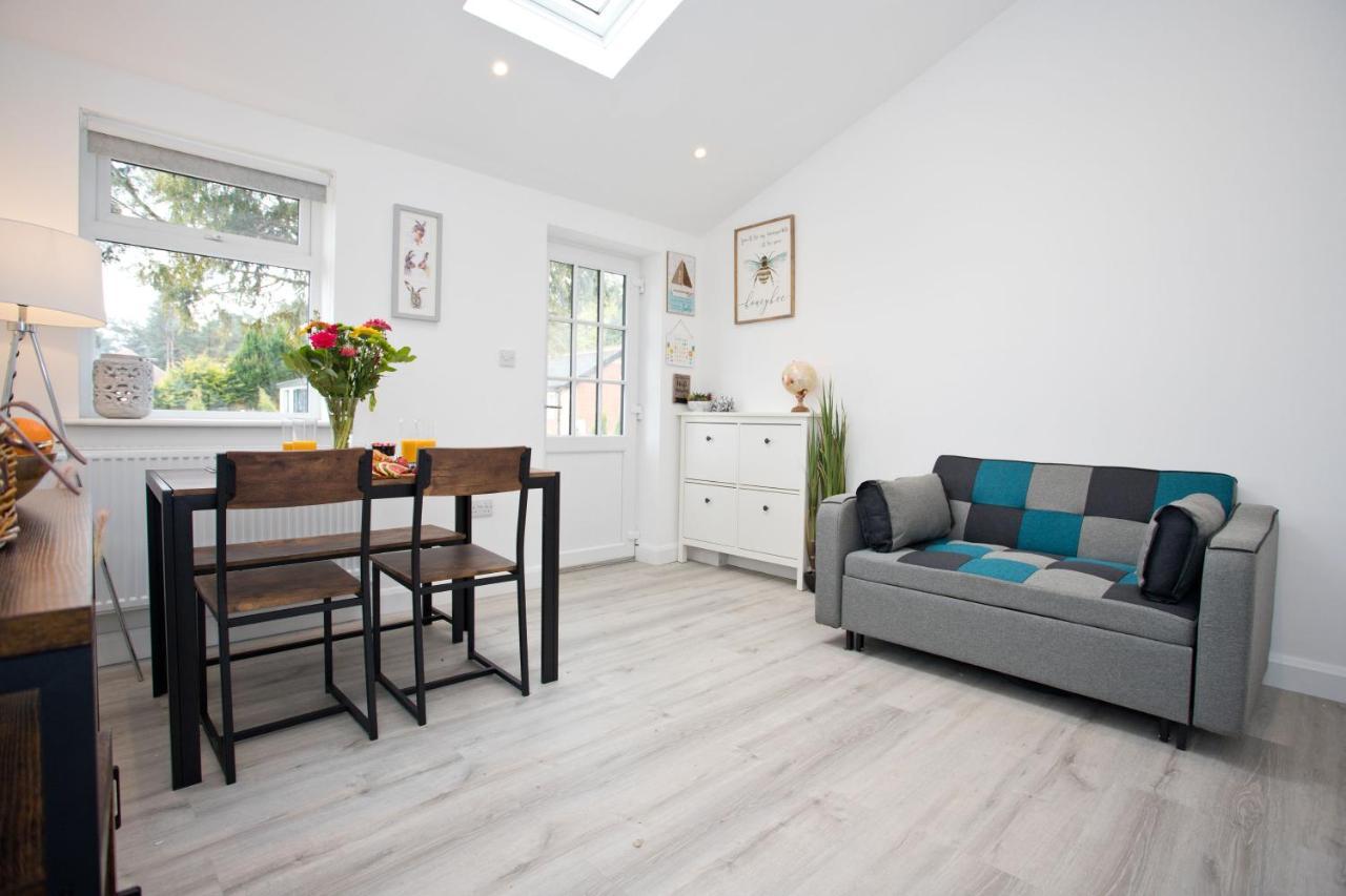The Bearded Goat Den - A Rural Retreat At This Modern Holiday Cottage Saint Leonards Exterior photo
